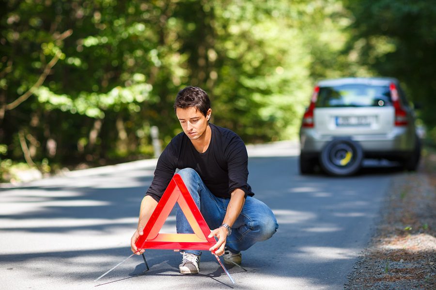 Read more about the article Need a Tow Truck? Put Your Safety First