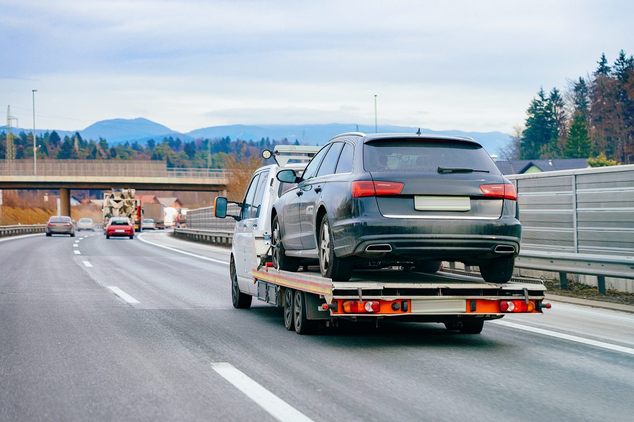 You are currently viewing What to Look for in a Reliable Towing Service Provider | Top Dogz Towing Company, Charlotte, NC